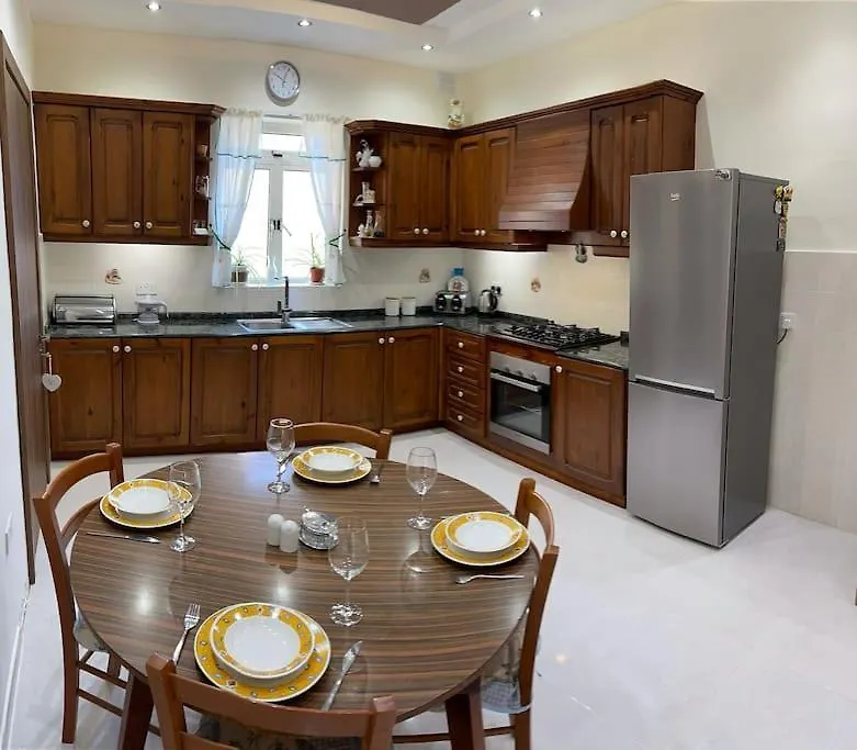 Sunrise Apt - Modern Studio Apt Near The Beach Birżebbuġa